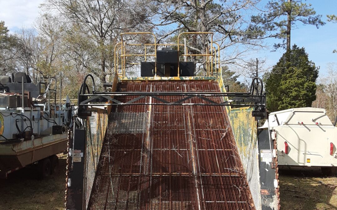 1993 Model Aquarius Systems HM620 Aquatic Weed Harvester